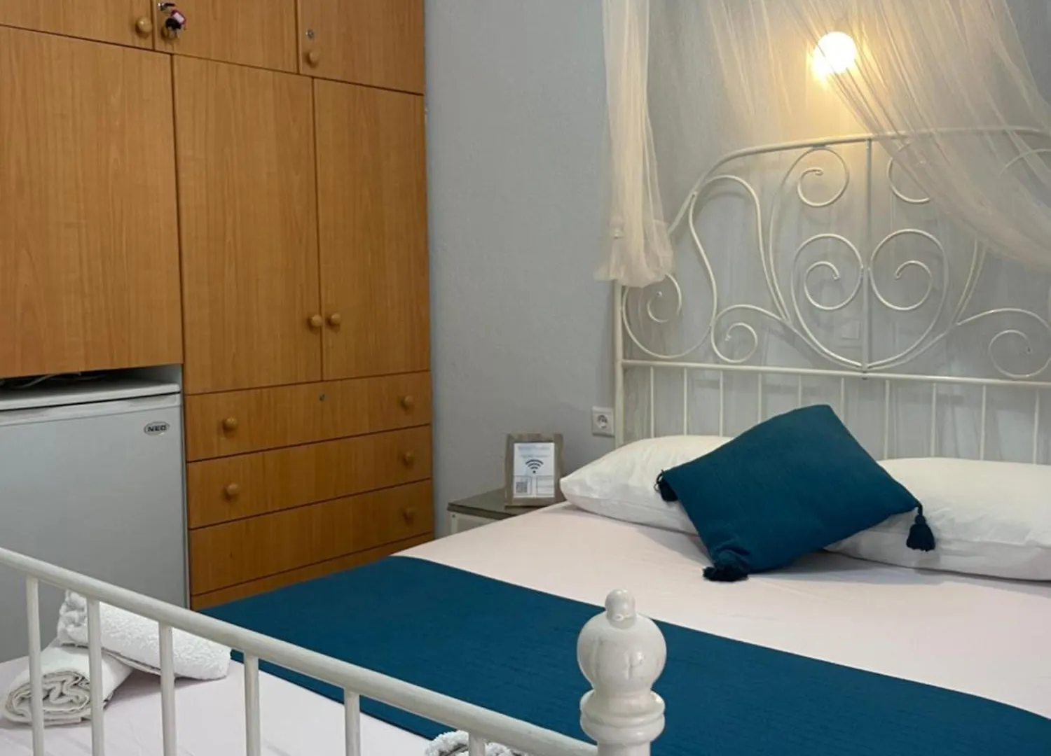 White Studios Himare